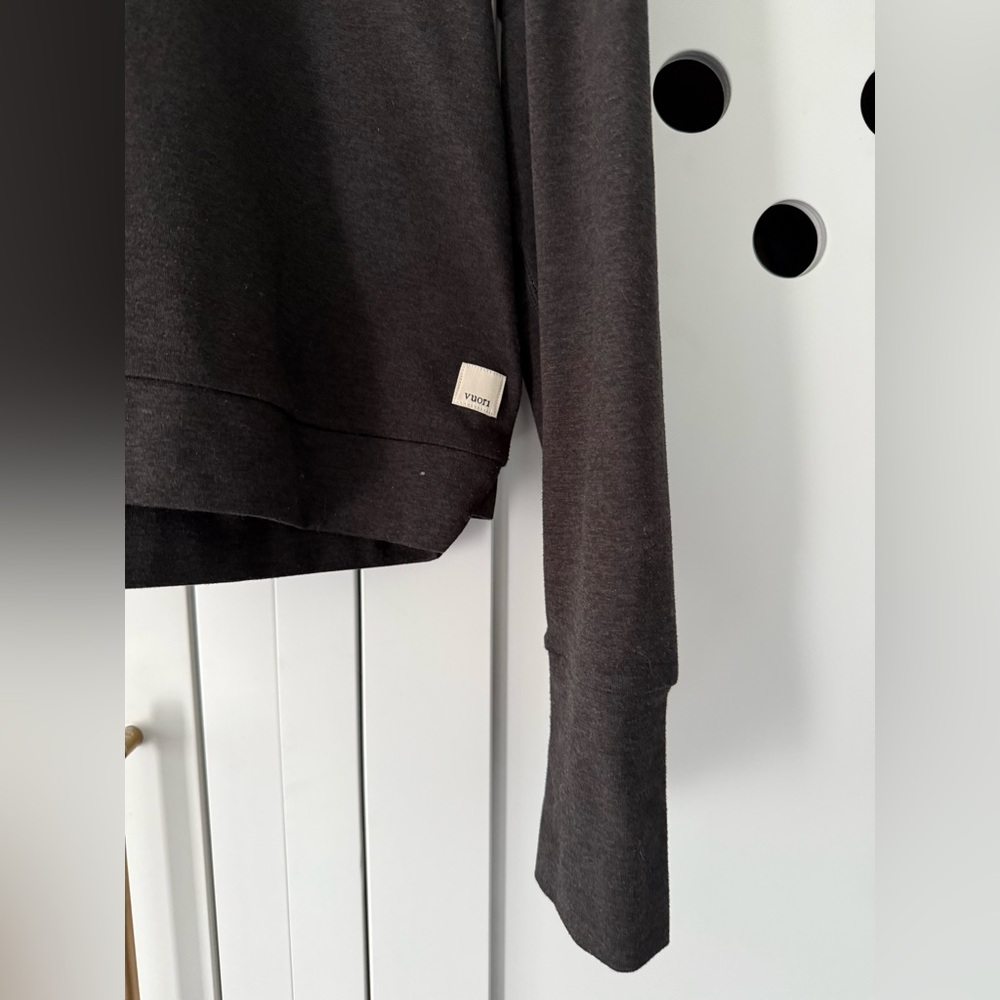 Vuori Halo Essential Hoodie in black heather size small - Picture 5 of 8
